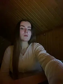 Snapshot of mewKate chatting on 01-22-25, 06:52 mewKate online show from 01-22-25, 06:52