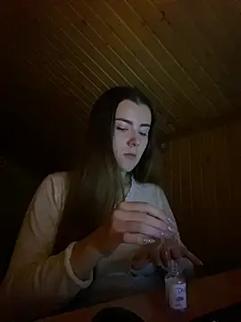 Snapshot of mewKate chatting on 01-23-25, 06:14 mewKate online show from 01-23-25, 06:14