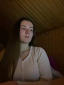 Snapshot of mewKate chatting on 01-24-25, 08:00 mewKate online show from 01-24-25, 08:00