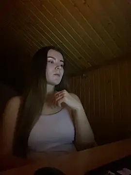 Snapshot of mewKate chatting on 01-26-25, 04:30 mewKate online show from 01-26-25, 04:30