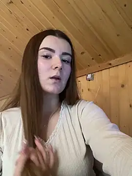 Snapshot of mewKate chatting on 02-02-25, 12:57 mewKate online show from 02-02-25, 12:57