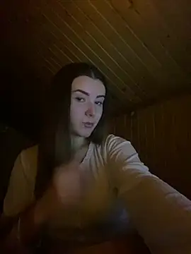 Snapshot of mewKate chatting on 02-02-25, 05:04 mewKate online show from 02-02-25, 05:04