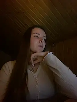 Snapshot of mewKate chatting on 02-15-25, 07:06 mewKate online show from 02-15-25, 07:06