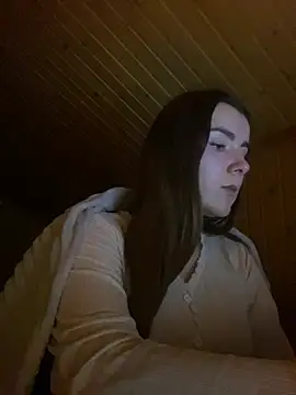 Snapshot of mewKate chatting on 02-21-25, 06:37 mewKate online show from 02-21-25, 06:37