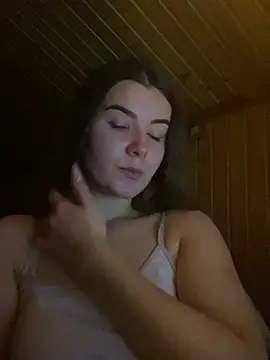 Snapshot of mewKate chatting on 03-04-25, 08:16 mewKate online show from 03-04-25, 08:16