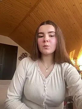 Snapshot of mewKate chatting on 03-19-25, 03:40 mewKate online show from 03-19-25, 03:40