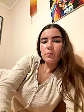 Snapshot of mewKate chatting on 10-12-25, 05:45 mewKate online show from 10-12-25, 05:45