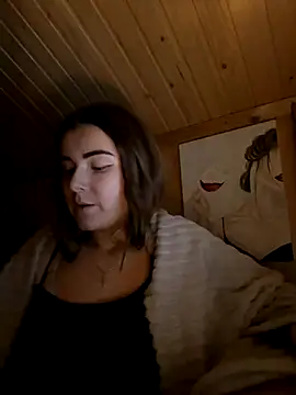 Snapshot of mewKate chatting on 11-26-25, 06:09 mewKate online show from 11-26-25, 06:09