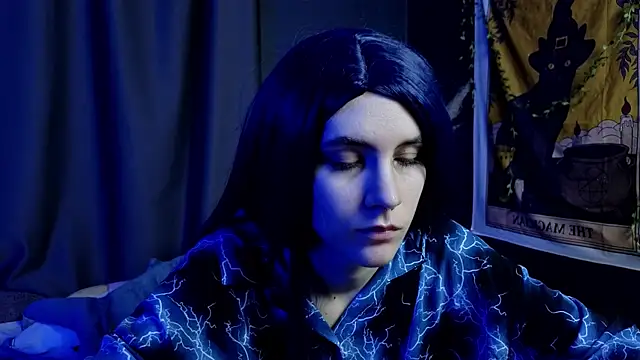 Snapshot of Hyeon_Jin chatting on 02-09-25, 03:32 Hyeon Jin online show from 02-09-25, 03:32