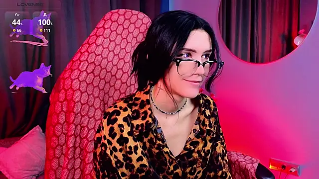 Snapshot of Hyeon_Jin chatting on 03-03-26, 10:32 Hyeon Jin online show from 03-03-26, 10:32