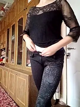 Calibers2932 online show from 10-08-25, 07:17