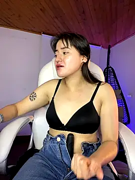 Camila pinkk online show from 10-28-25, 04:31