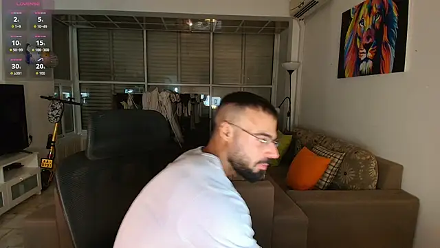 Snapshot of todddantes25 chatting on 12-18-25, 08:48 todddantes25 online show from 12-18-25, 08:48