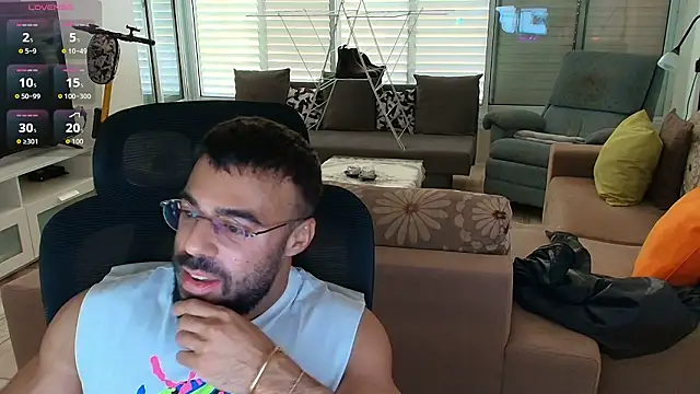 Snapshot of todddantes25 chatting on 03-06-26, 11:06 todddantes25 online show from 03-06-26, 11:06