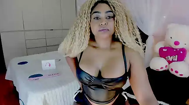 Aliana Ross online show from 02-03-25, 04:10