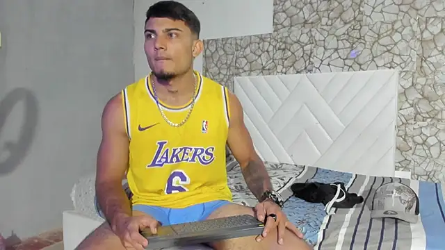 Aaron butler online show from 03-04-26, 06:14