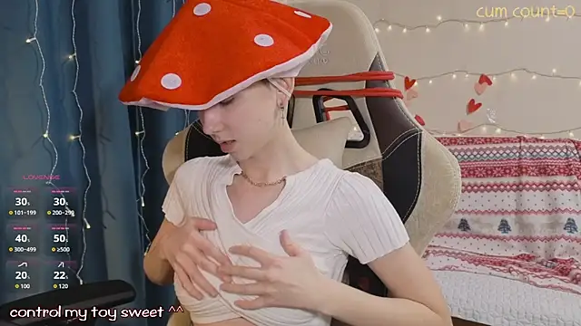 Aurora First online show from 02-08-26, 01:25