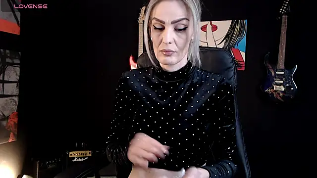 AshlineKatte online show from 03-20-25, 06:20