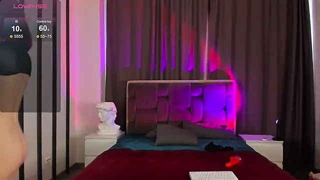 Snapshot of blue_nymph1 chatting on 02-16-25, 06:10 blue nymph1 online show from 02-16-25, 06:10