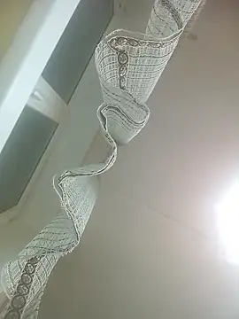 Lauren Amabel online show from 04-02-26, 08:17