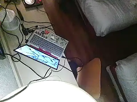 justthetip4209 online show from 02-20-25, 07:41