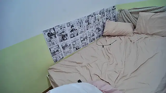 Snapshot of ashleyXthaur_ chatting on 02-10-25, 09:58 ashleyXthaur online show from 02-10-25, 09:58