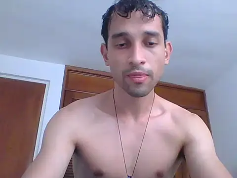 jovenvergonguapo09 online show from 04-27-26, 06:28