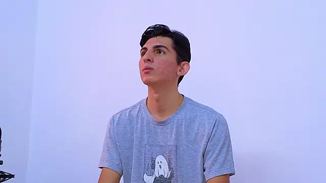 Ana and Leo online show from 02-10-25, 12:18