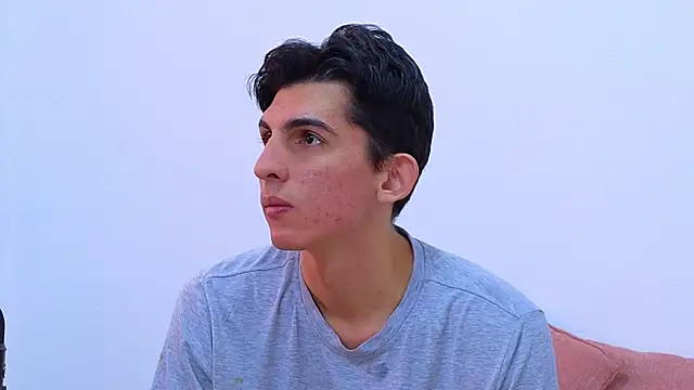 Ana and Leo online show from 02-18-25, 12:17