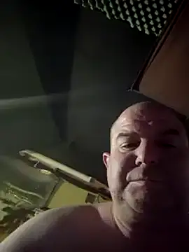 hesjustafriend online show from 02-07-25, 04:06