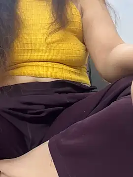 Snapshot of Red-Magic-25 chatting on 01-21-25, 09:46 Red-Magic-25 online show from 01-21-25, 09:46