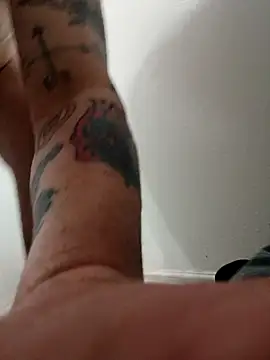 Snapshot of jayjay198080 chatting on 11-03-25, 05:03 jayjay198080 online show from 11-03-25, 05:03