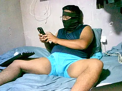 Snapshot of SergCarMX1 chatting on 07-20-26, 06:10 SergCarMX1 online show from 07-20-26, 06:10