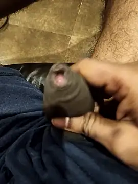 vannaaaa100 online show from 01-10-26, 03:03