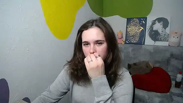 mini girly online show from 01-08-25, 02:35