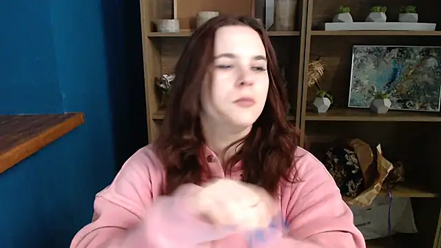 mini girly online show from 02-19-25, 01:06