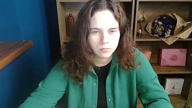 mini girly online show from 10-18-25, 12:28