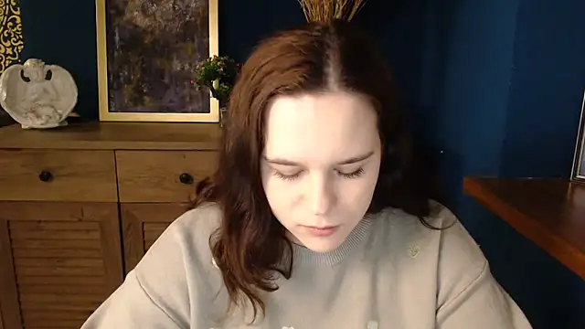 mini girly online show from 12-18-25, 02:23