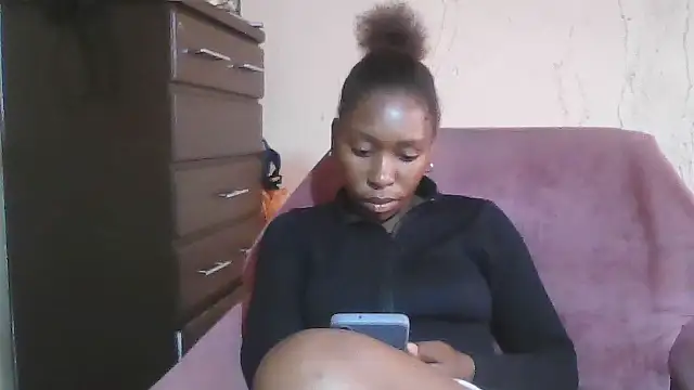 Hotdaily04 online show from 09-24-25, 07:33