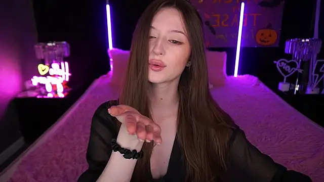 Marmeladkaaa online show from 11-06-25, 02:29