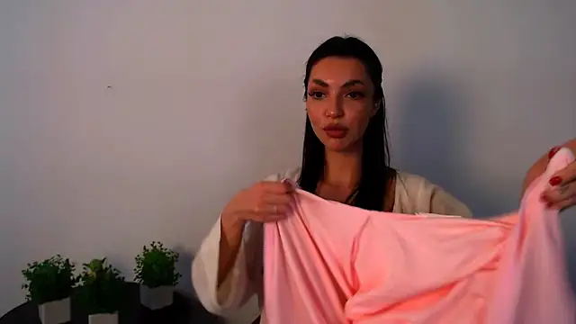 Snapshot of Lexi_Jous chatting on 05-25-26, 10:32 Lexi Jous online show from 05-25-26, 10:32
