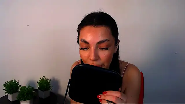 Snapshot of Lexi_Jous chatting on 06-08-26, 08:37 Lexi Jous online show from 06-08-26, 08:37