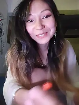 Snapshot of LoveFoxyQueen chatting on 03-25-26, 08:59 LoveFoxyQueen online show from 03-25-26, 08:59