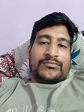 Snapshot of honeyrose765 chatting on 11-21-25, 05:33 honeyrose765 online show from 11-21-25, 05:33