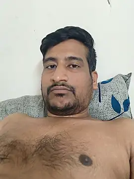 Snapshot of honeyrose765 chatting on 12-17-25, 11:00 honeyrose765 online show from 12-17-25, 11:00