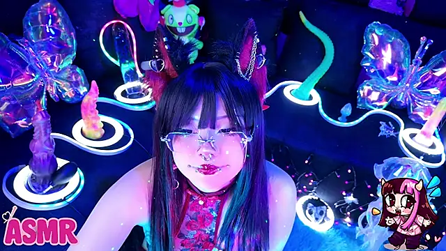 LaytonBox online show from 05-19-26, 01:39