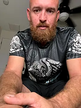 Snapshot of 32XRedBeard chatting on 10-10-25, 01:15 32XRedBeard online show from 10-10-25, 01:15