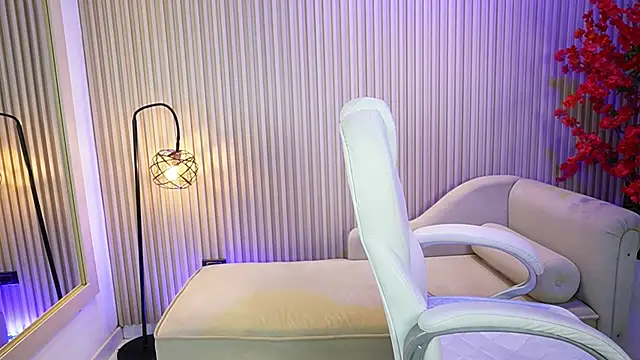 Snapshot of Emma_Walkerr_ chatting on 09-11-25, 07:03 Emma Walkerr online show from 09-11-25, 07:03