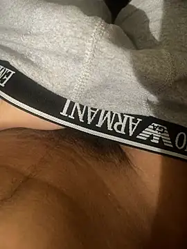 Snapshot of mdnn77 chatting on 01-18-26, 11:08 mdnn77 online show from 01-18-26, 11:08