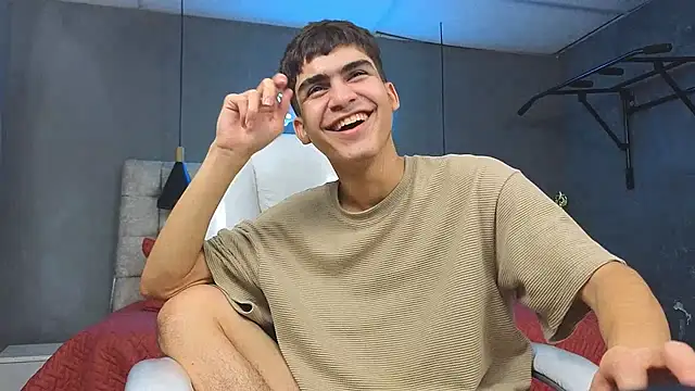 Tommy18   online show from 02-20-25, 06:39